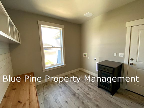 3rd image of 2030 N Mesa Canyon Dr