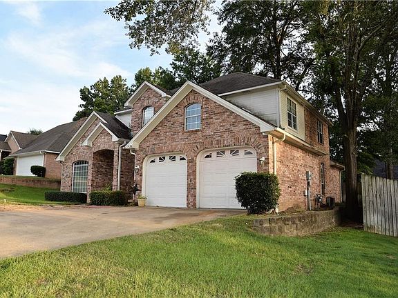 2nd image of 518 Whiteoak Ln