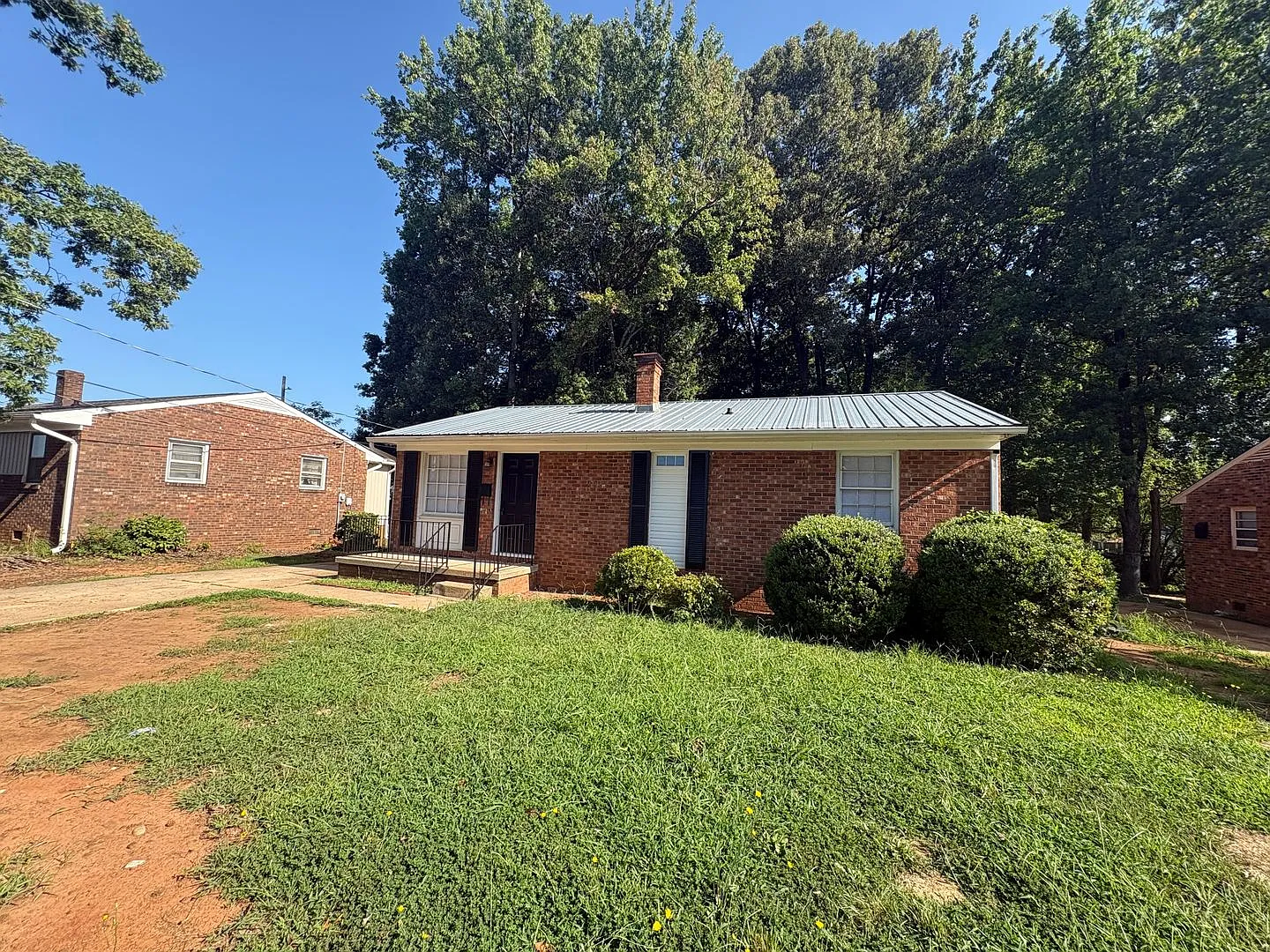 3-bedroom, 1-bathroom home located in High Point — Photo 1