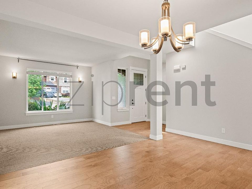 1st image of 18921 10th Dr SE