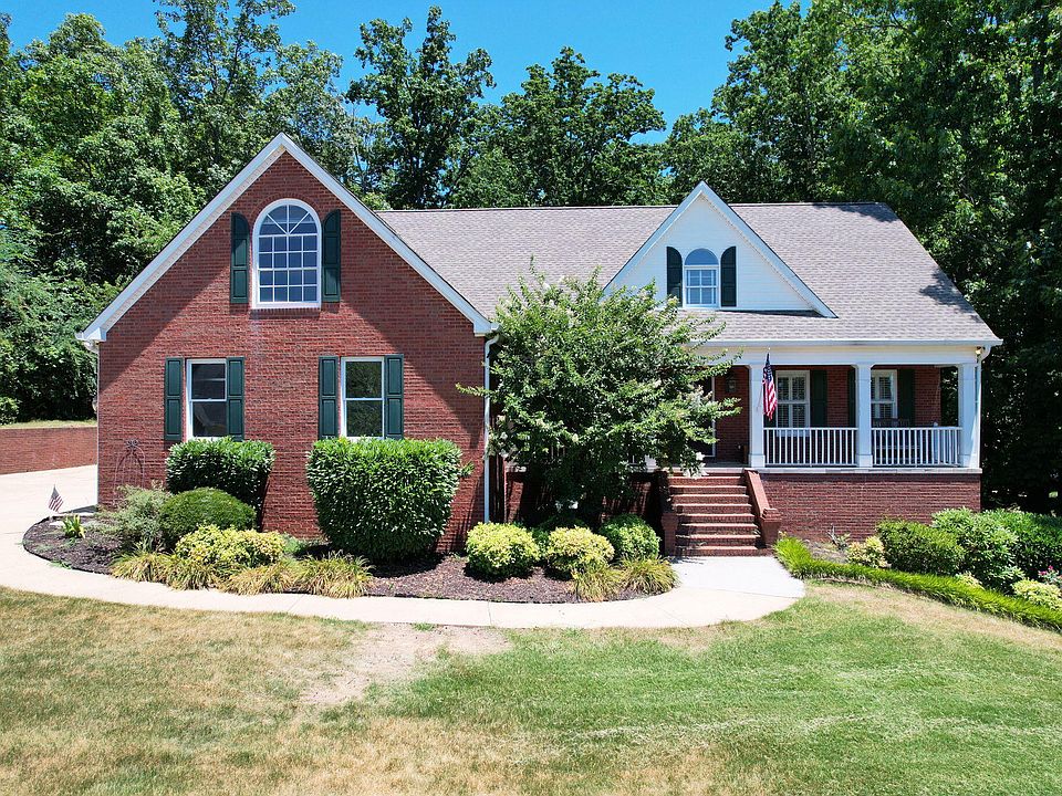 1st image of 1554 Hawthorne Lndg NW
