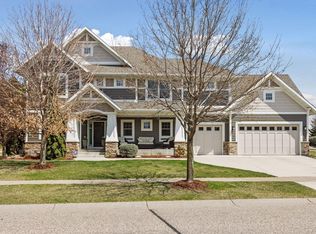 10978 Bentwater Ln, Woodbury, MN 55129