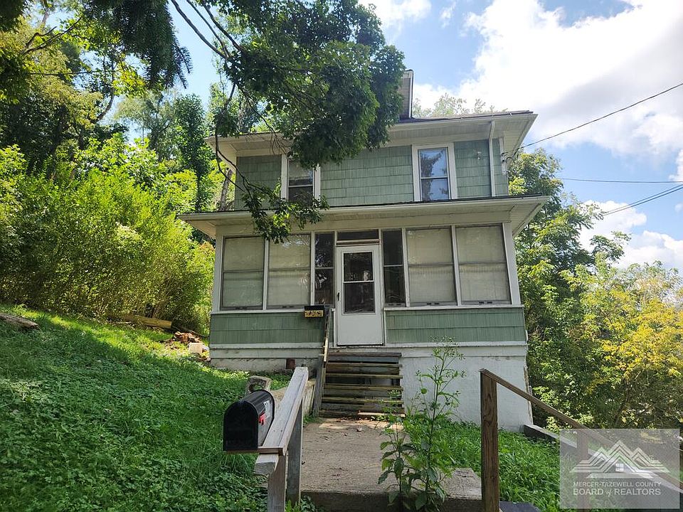 1st image of 204 Willow St