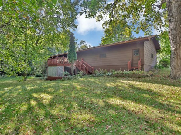 14702 310th St, Center City, MN 55012