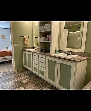 4th image of 3394 E Wembley Ln