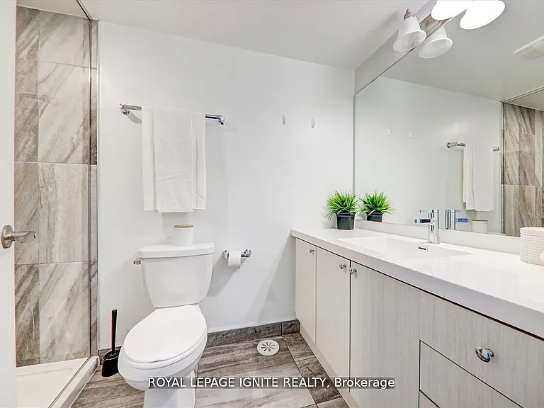 167 Downsview Park Blvd — Photo 24