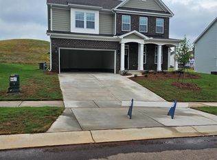 5915 Casper Dr, Charlotte, NC 28214