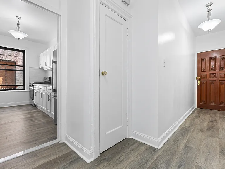 84 E 55th St #1R — Photo 13
