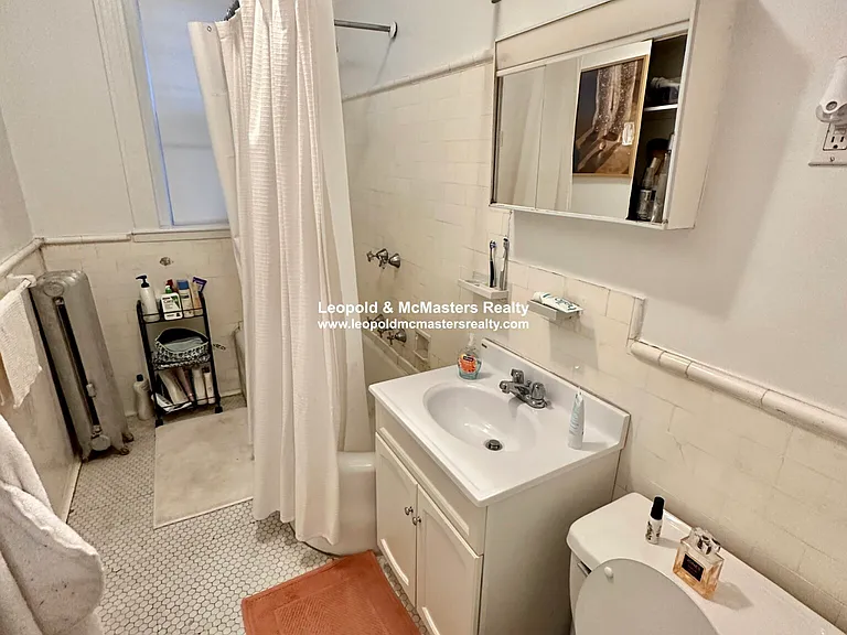 88 Winchester St #5 — Photo 8