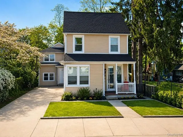 46 Dawson Ave #1