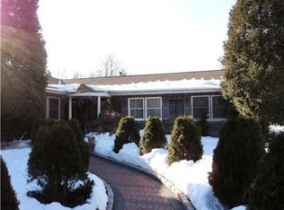 277 Federal Rd, Monroe Township, NJ 08831