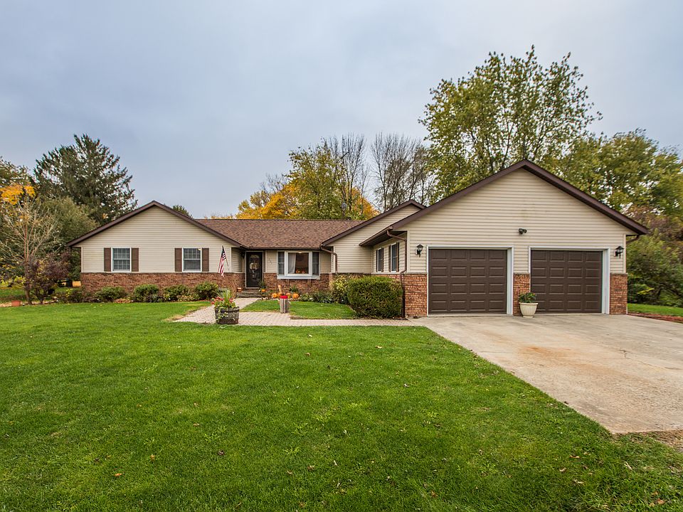 1st image of 201 E Koopman Dr