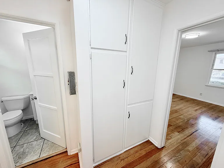 615 Linwood Ave — Photo 21