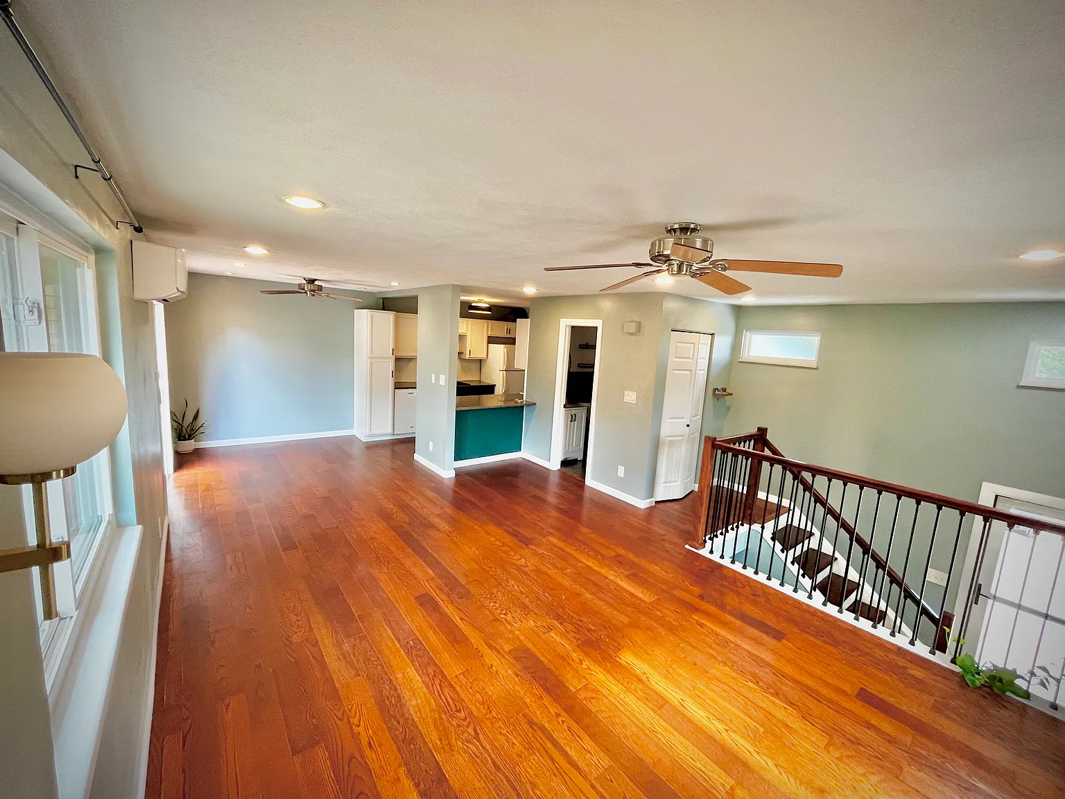 2 bed, 1120 sqft, $2,250 — Photo 3