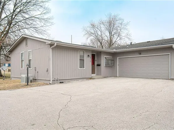 13917 Falkirk Cir, Grandview, MO 64030