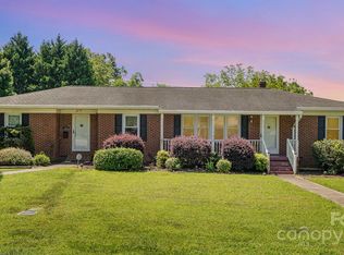 300 Caldwell St, Kannapolis, NC 28083