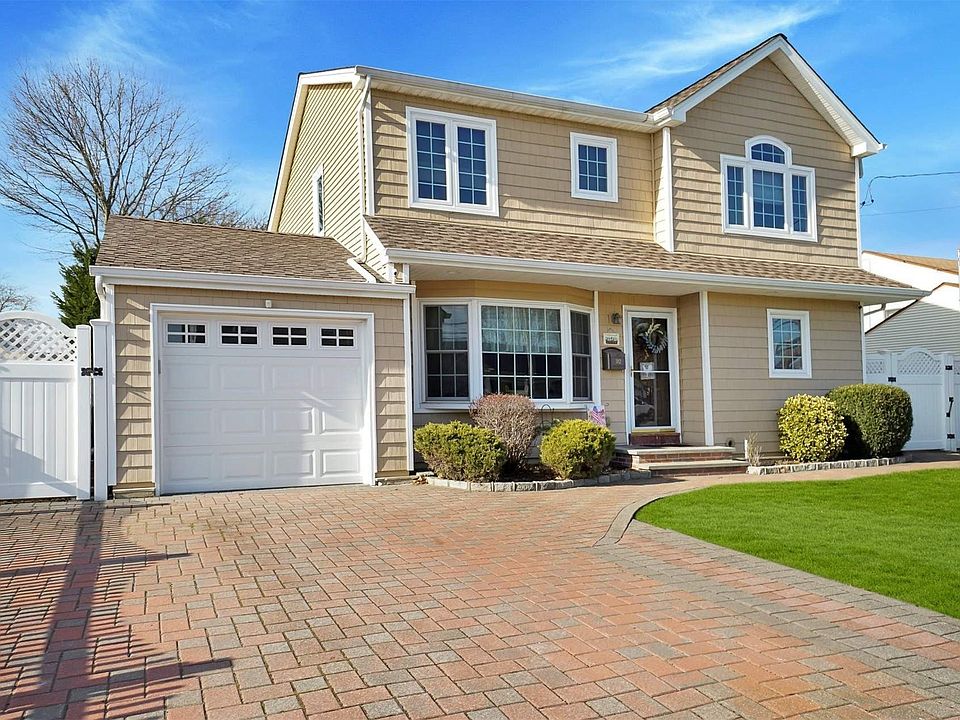 1st image of 382 Atlantic Ave