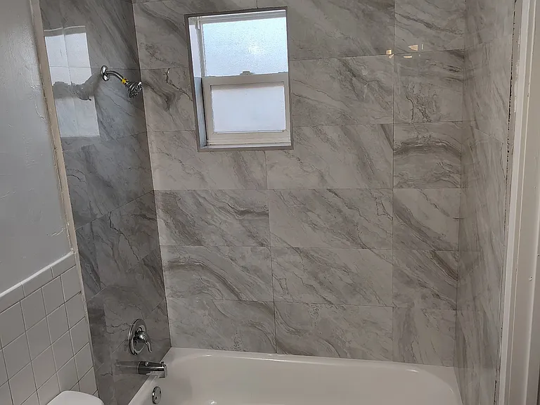 4236 N 12th St #21 — Photo 5