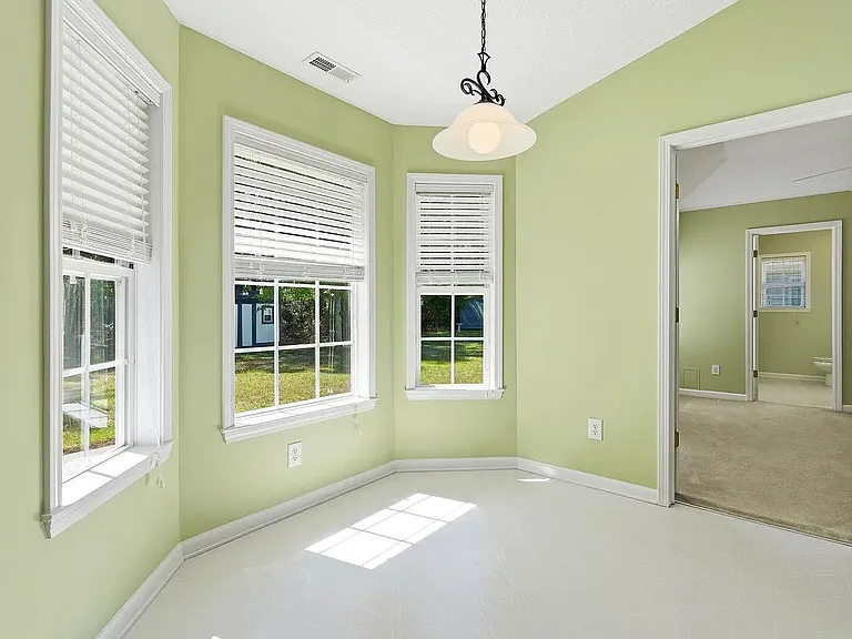 722 Drawbridge Dr — Photo 6