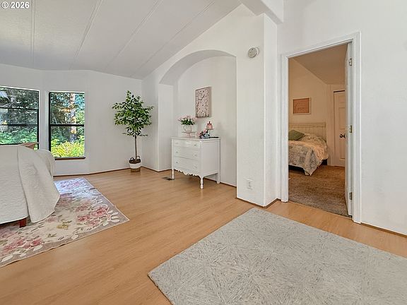 4th image of 16776 Salmonberry Rd