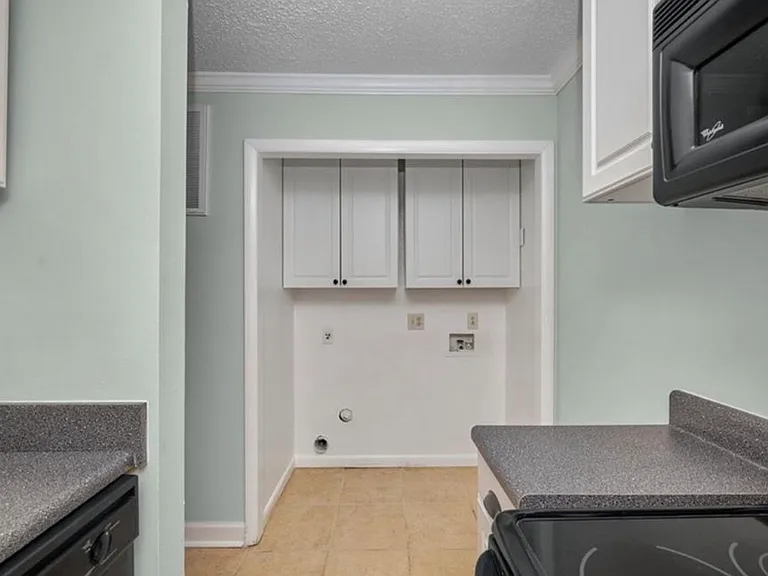 4240 Thalia Station Cir #103 — Photo 7