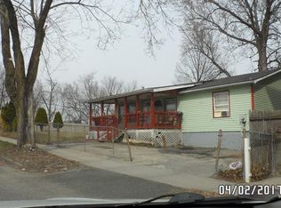 134 Lowell St, Springfield, MA 01107