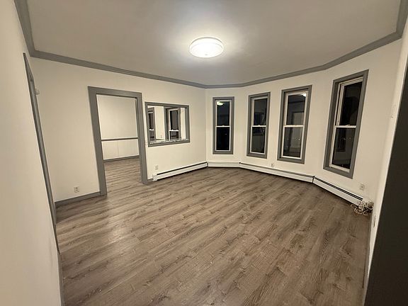 5th image of 30-32 Davenport St #2