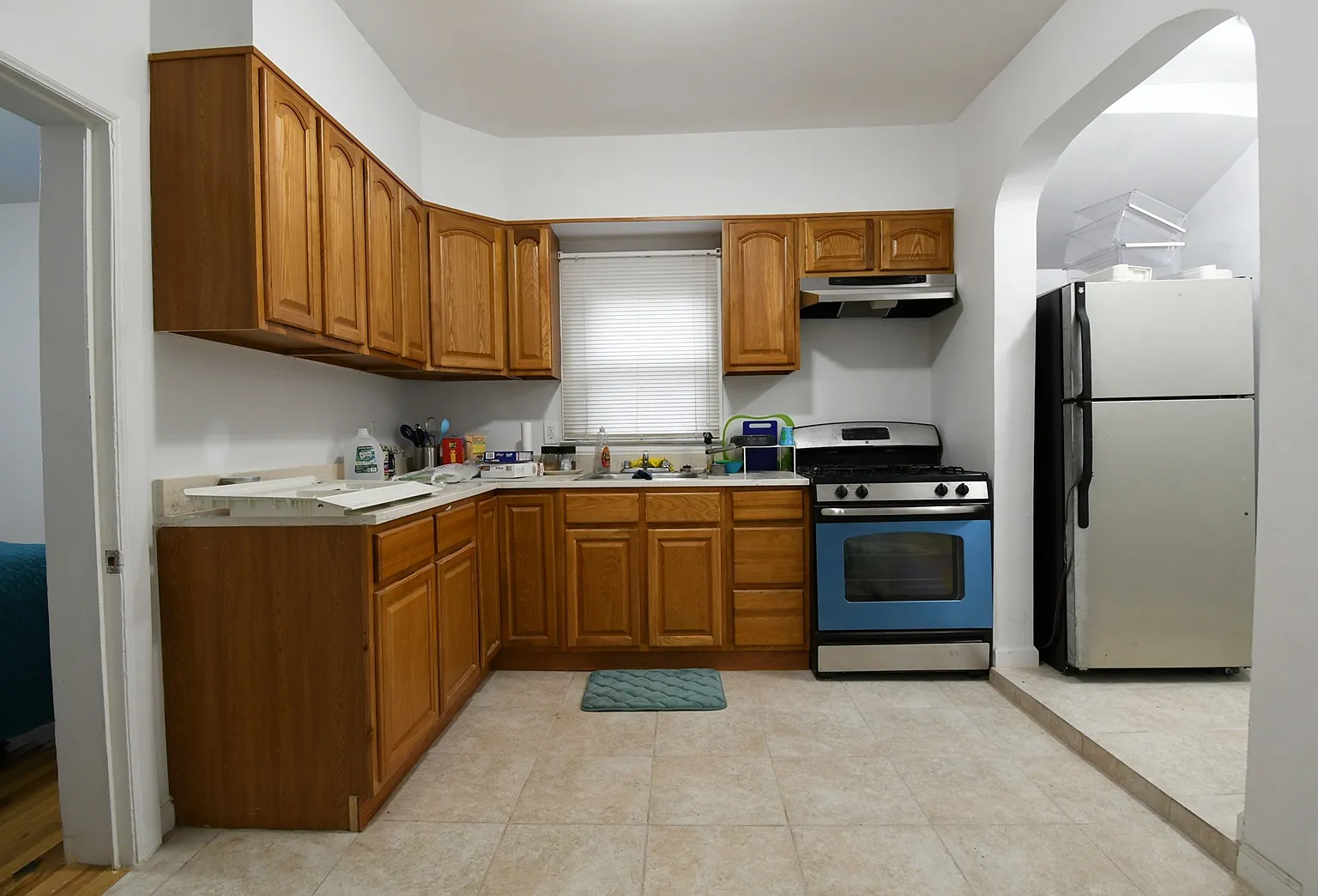 4568 Bronx Boulevard — Photo 1