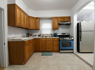 4568 Bronx Blvd, Bronx, NY 10470