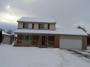 808 Church St, Fowlerville, MI 48836