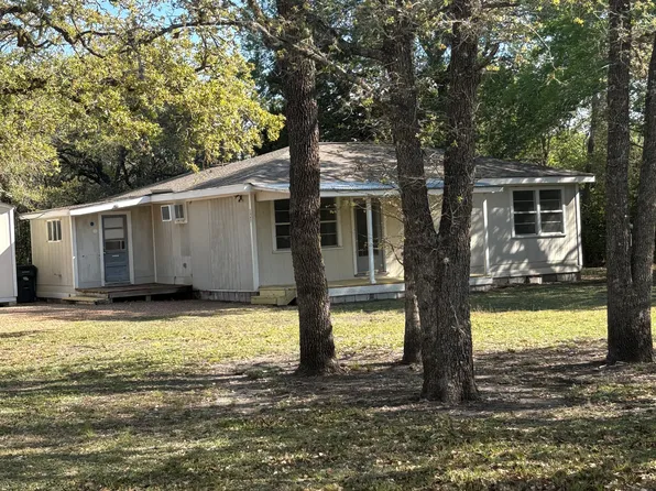 3047 Valenta Rd, Oquinn, TX 78945