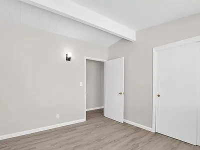 3271 Alma St — Photo 16