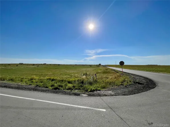 56802 E Quincy Avenue, Strasburg, CO 80136