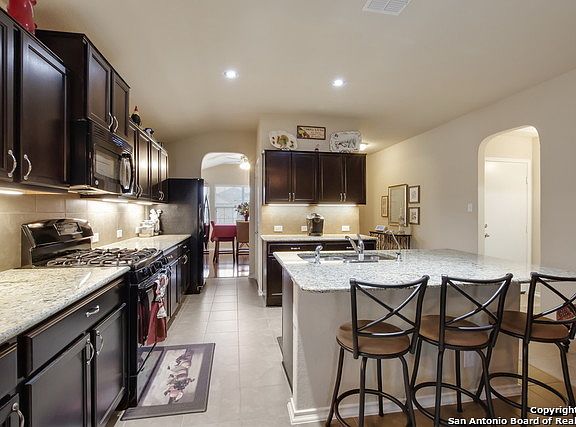 4th image of 153 Jolie Cir