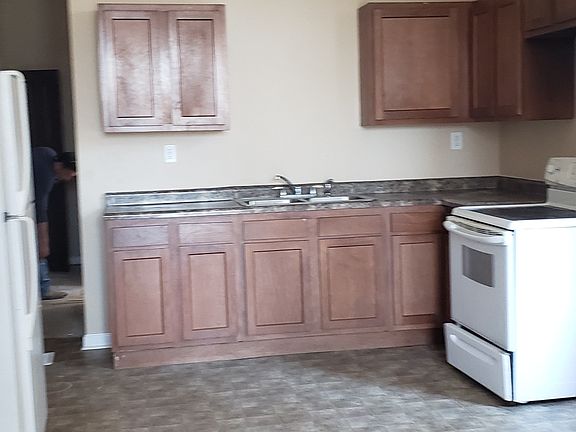 2nd image of 1309 Penn St #3
