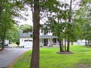 8 Manchester Ct, Egg Harbor Township, NJ