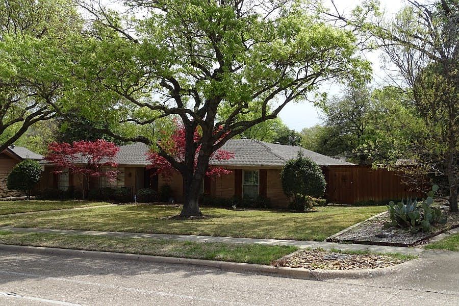 1st image of 2202 Custer Pkwy