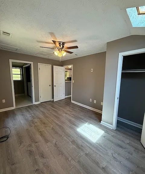 1066 Old Powder Springs Rd SW — Photo 4