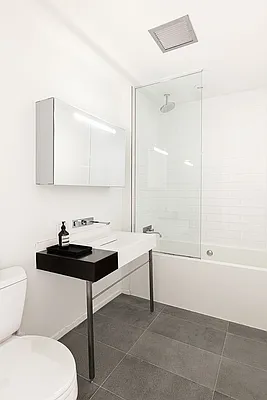 Rented by Compass | media 32