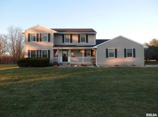 137 Weber Rd, Galesburg, IL 61401