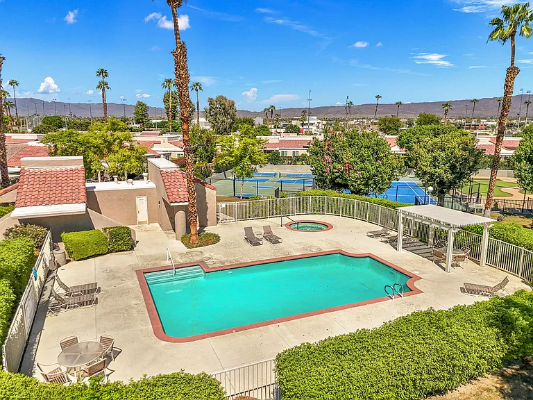 74930 San Simeon Dr — Photo 19