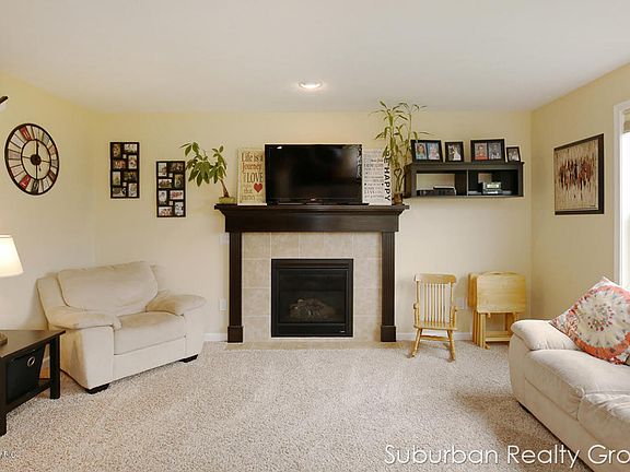 5th image of 4086 Mary Beth Ln
