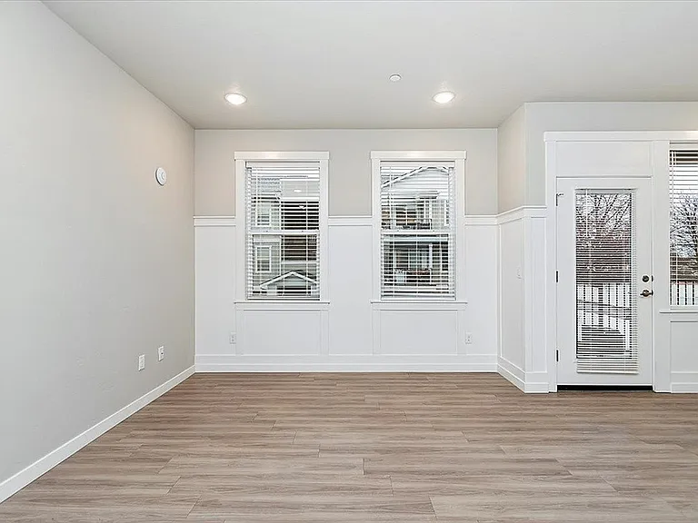 Latitude 40 One Bedroom Living Room