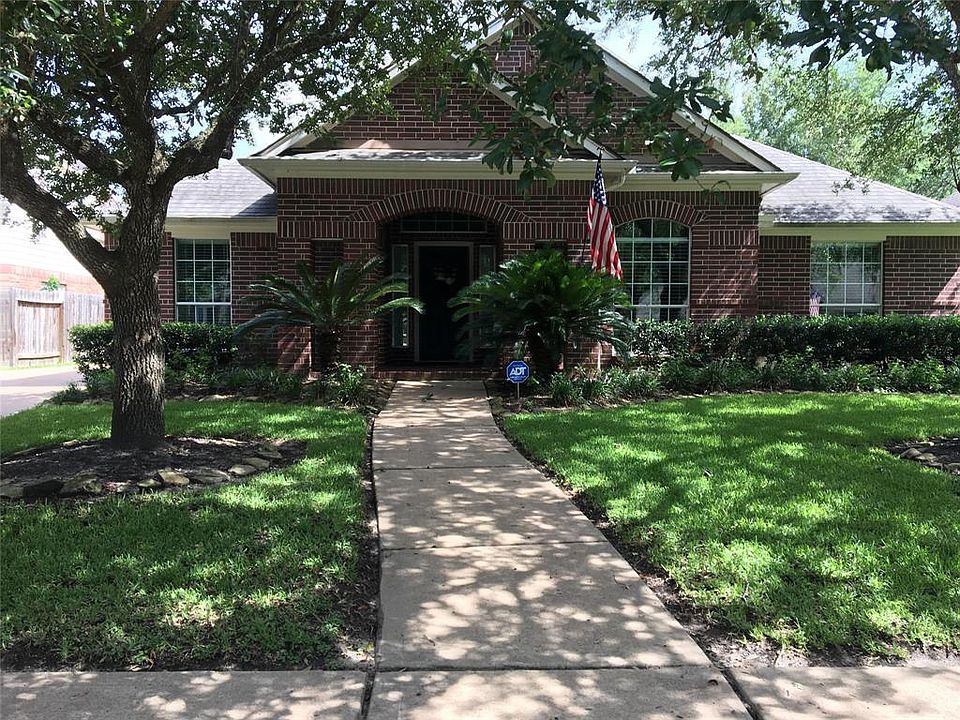 1st image of 2045 Lodge Crest Ct