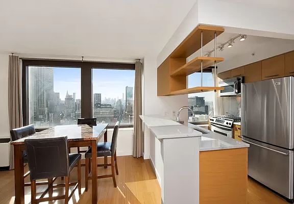 2nd image of 100 W 39th St APT 38G