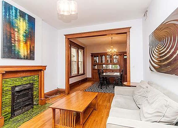 4th image of 1543 N Leavitt St #3N