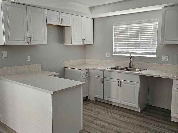 3rd image of 4635 Elk Springs Ave