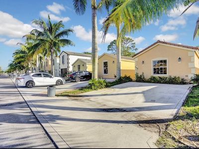 4728 Clemens St, Lake Worth, FL, 33463