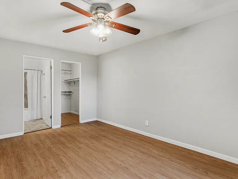 7459 Williams Ave — Photo 9