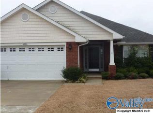 4828 Canterwood Dr SE, Owens Cross Roads, AL 35763